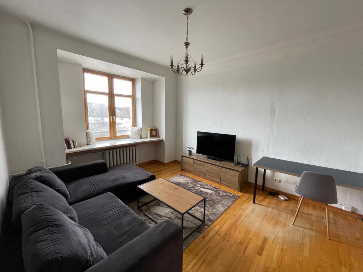 A Cozy Apartment With A Wonderful View Of The River In The Old Town Of Wilna Exterior foto
